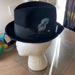 Barlesoni Hat